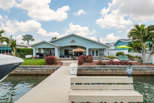 11400 8TH STREET E, Treasure Island, FL 33706