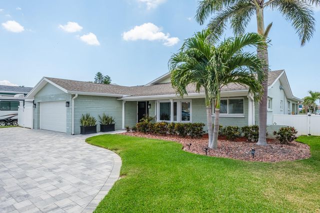 11400 8TH STREET E, Treasure Island, FL 33706