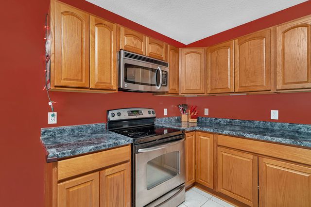 22954 McGuire Road, Wilmington, IL 60481