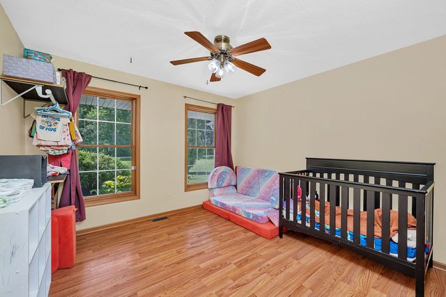 22954 McGuire Road, Wilmington, IL 60481