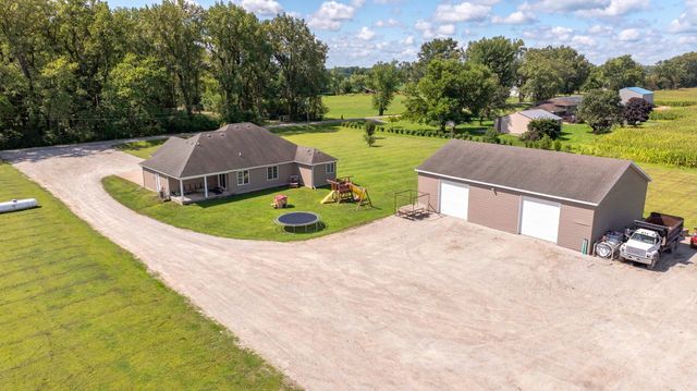 22954 McGuire Road, Wilmington, IL 60481