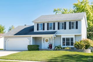 1618 Pebblewood Drive, Sycamore, IL 60178