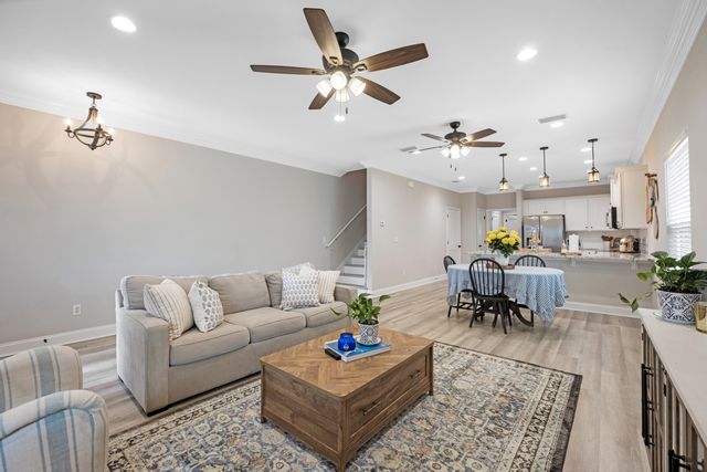 61A 9th Avenue, Shalimar, FL 32579