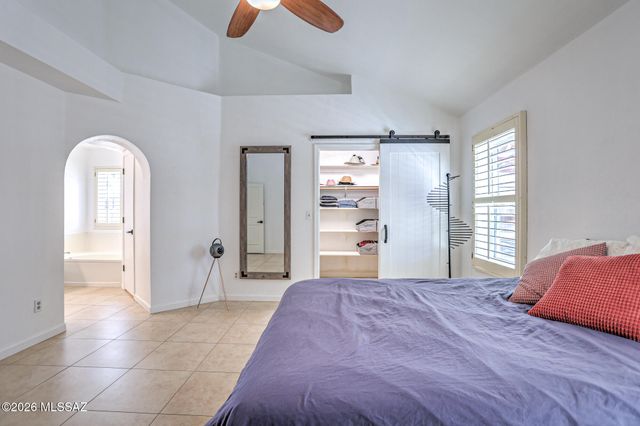 9344 N Eaglestone Loop, Tucson, AZ 85742