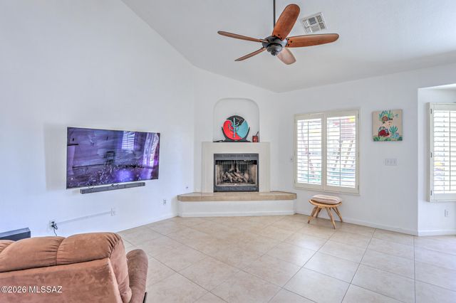 9344 N Eaglestone Loop, Tucson, AZ 85742