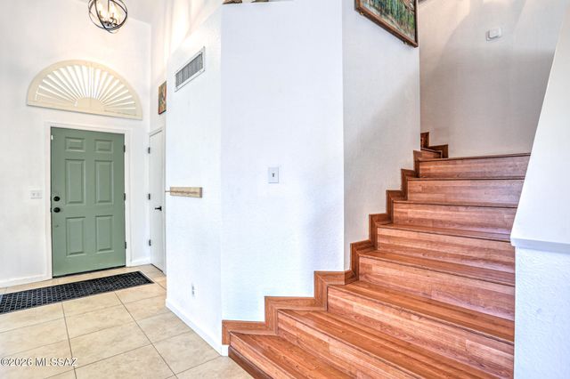 9344 N Eaglestone Loop, Tucson, AZ 85742