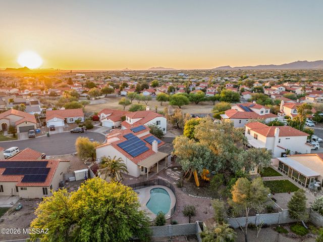 9344 N Eaglestone Loop, Tucson, AZ 85742