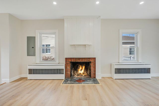 17 Riverside Street, Amityville, NY 11701