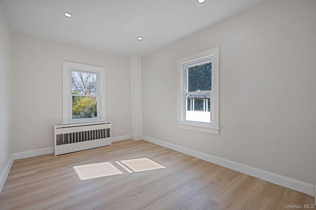 17 Riverside Street, Amityville, NY 11701