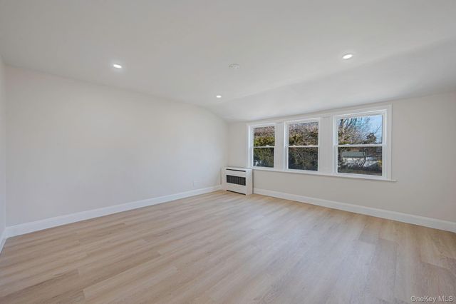17 Riverside Street, Amityville, NY 11701