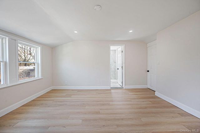 17 Riverside Street, Amityville, NY 11701