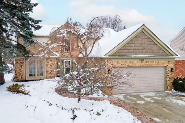 2401 Westwood Drive, Rochester Hills, MI 48306