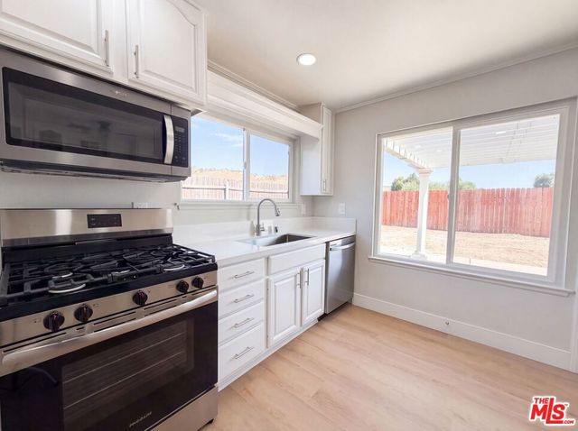 14602 Rosecourt Drive, Santa Clarita, CA 91387