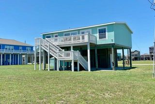 861 Alberdie Drive, Crystal Beach, TX 77650