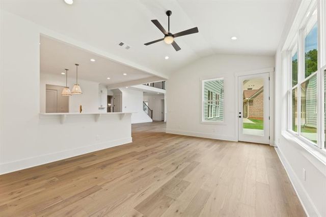 9155 Greenway Court, Gainesville, GA 30506