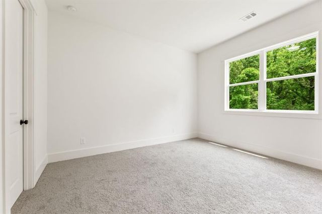 9155 Greenway Court, Gainesville, GA 30506