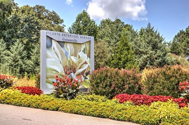 9155 Greenway Court, Gainesville, GA 30506