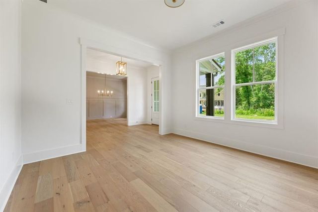 9155 Greenway Court, Gainesville, GA 30506