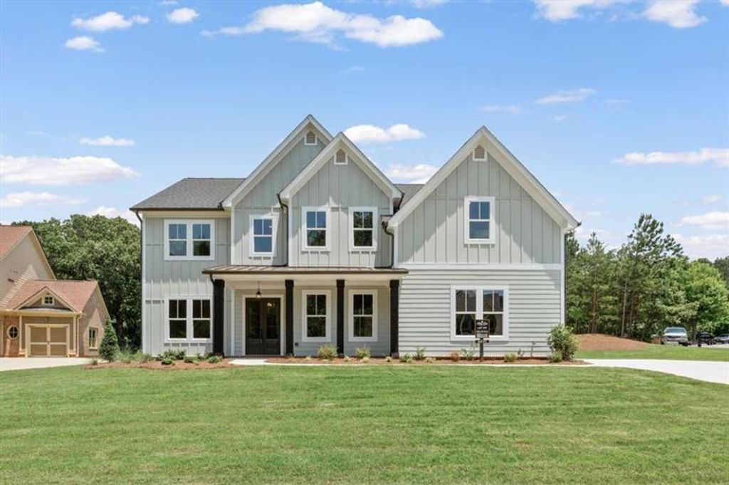 9155 Greenway Court, Gainesville, GA 30506