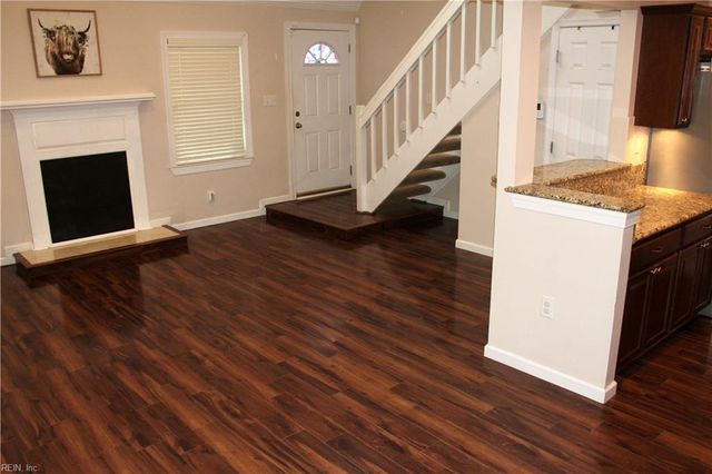 1076 Old Clubhouse RD, Virginia Beach, VA 23453