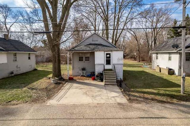 826-850 Sharpes Court, Beloit, WI 53511