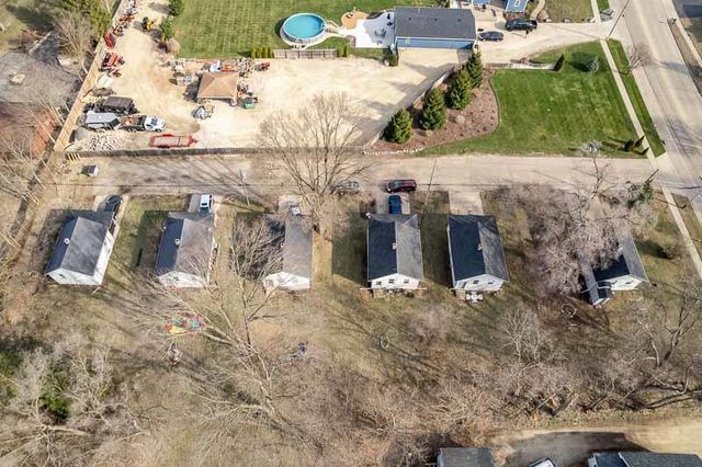 826-850 Sharpes Court, Beloit, WI 53511