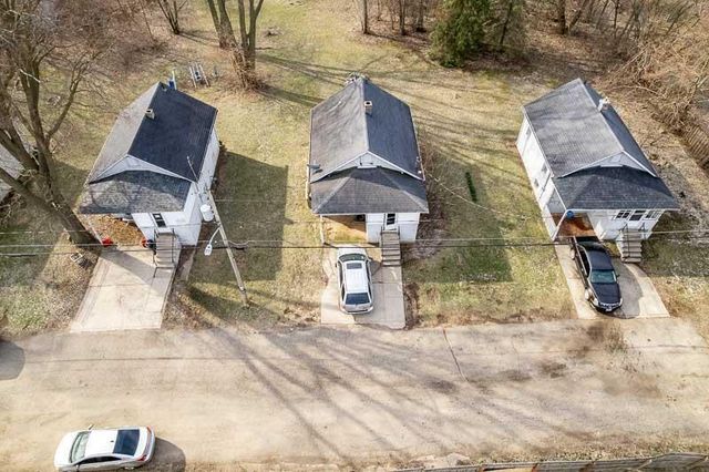 826-850 Sharpes Court, Beloit, WI 53511