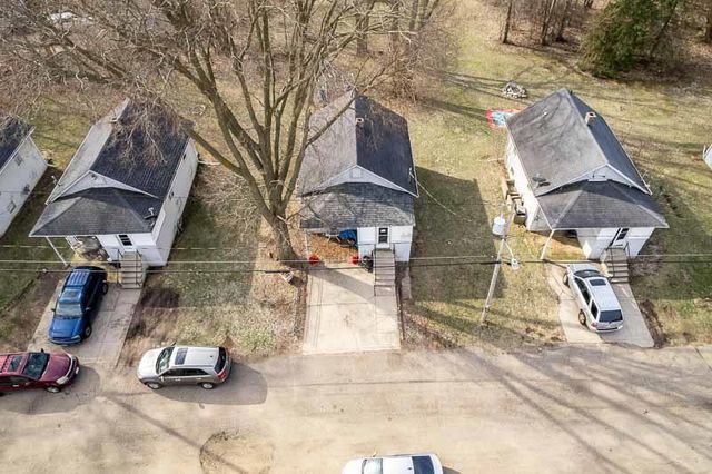 826-850 Sharpes Court, Beloit, WI 53511
