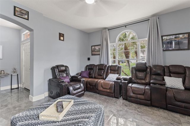 212 BROOKSHIRE DRIVE, Lake Wales, FL 33898