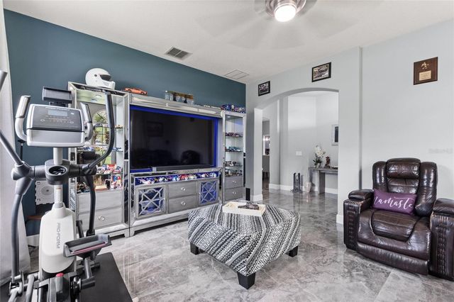 212 BROOKSHIRE DRIVE, Lake Wales, FL 33898