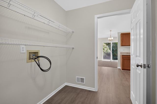 7944 Thornhill Drive, Ypsilanti, MI 48197