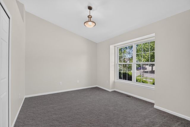 7944 Thornhill Drive, Ypsilanti, MI 48197