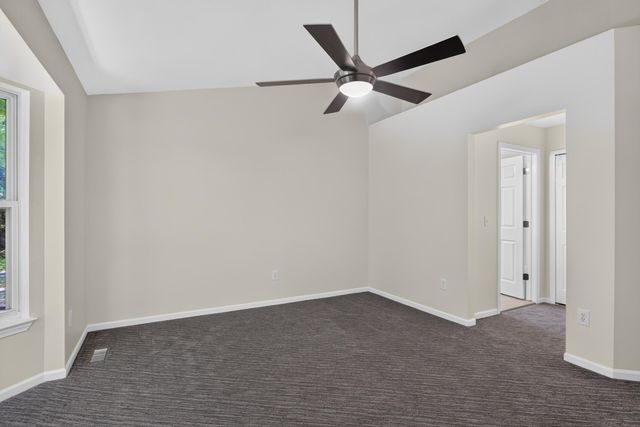 7944 Thornhill Drive, Ypsilanti, MI 48197