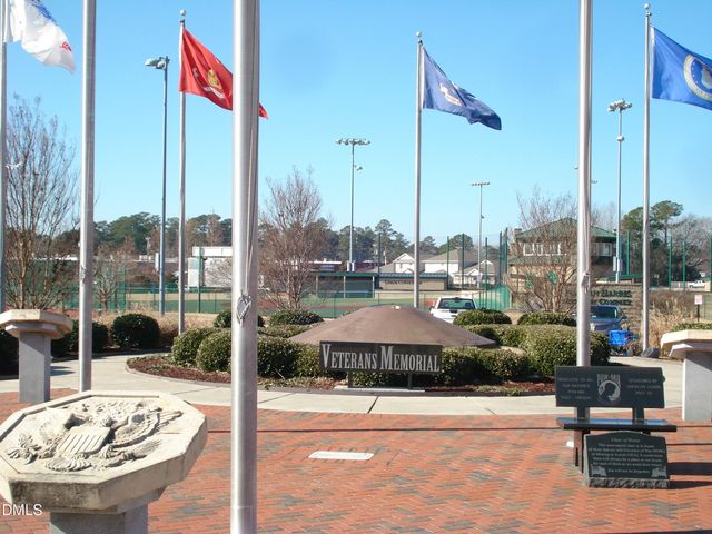 202 N Wayne Avenue, Dunn, NC 28334