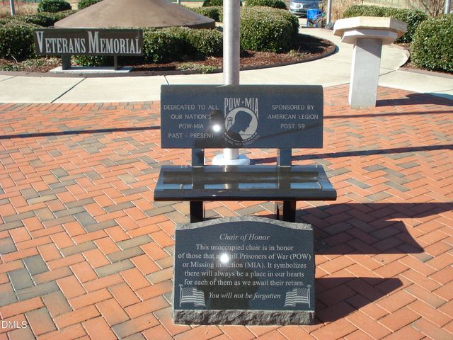 202 N Wayne Avenue, Dunn, NC 28334