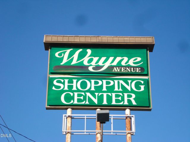 202 N Wayne Avenue, Dunn, NC 28334