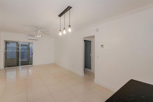 1560 NE 127th St 113, North Miami, FL 33161