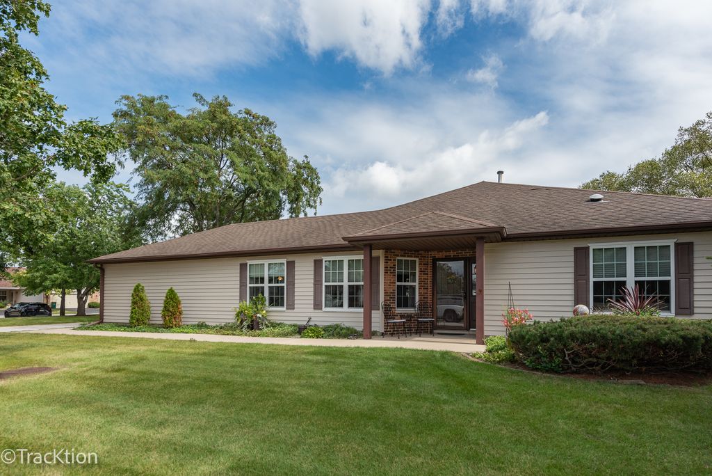 20839 W Hickory Court, Plainfield, IL 60544 — photo 2