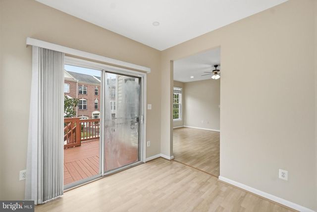13135 PARK CRESCENT CIR, Herndon, VA 20171