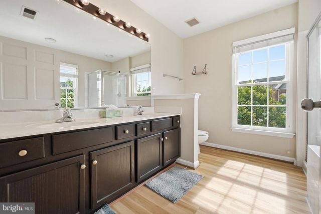 13135 PARK CRESCENT CIR, Herndon, VA 20171