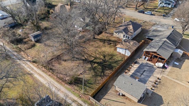 130 S Brown Street, Vinita, OK 74301