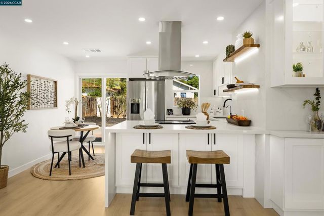 33652 4Th St, Union City, CA 94587