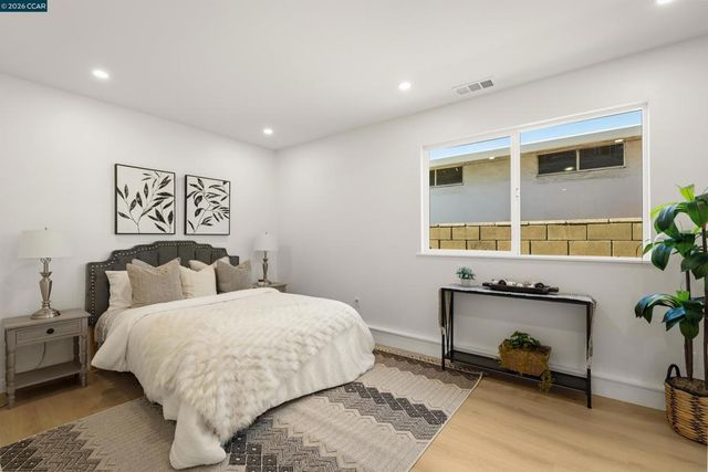 33652 4Th St, Union City, CA 94587