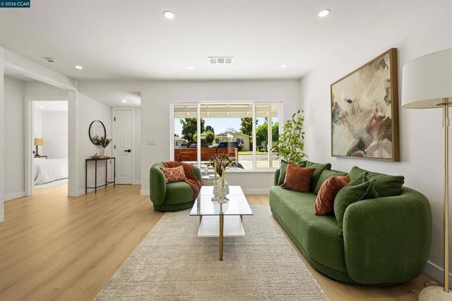 33652 4Th St, Union City, CA 94587