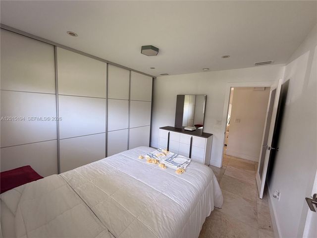 11445 N Bayshore Dr, North Miami, FL 33181