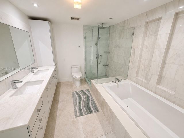 11445 N Bayshore Dr, North Miami, FL 33181