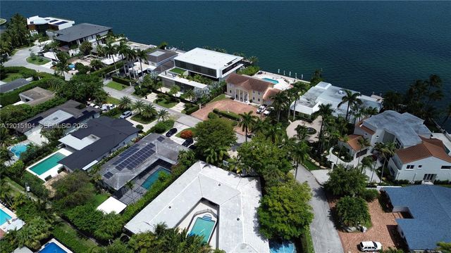 11445 N Bayshore Dr, North Miami, FL 33181