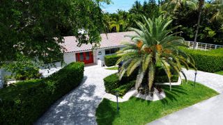 11445 N Bayshore Dr, North Miami, FL 33181