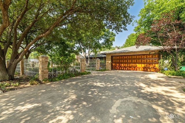1703 Christoval Road, San Angelo, TX 76903