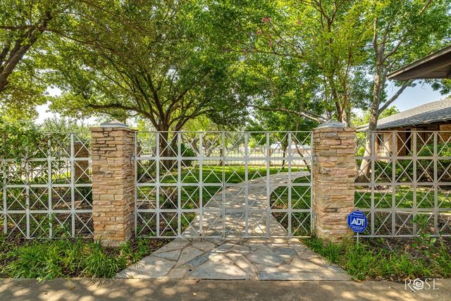 1703 Christoval Road, San Angelo, TX 76903